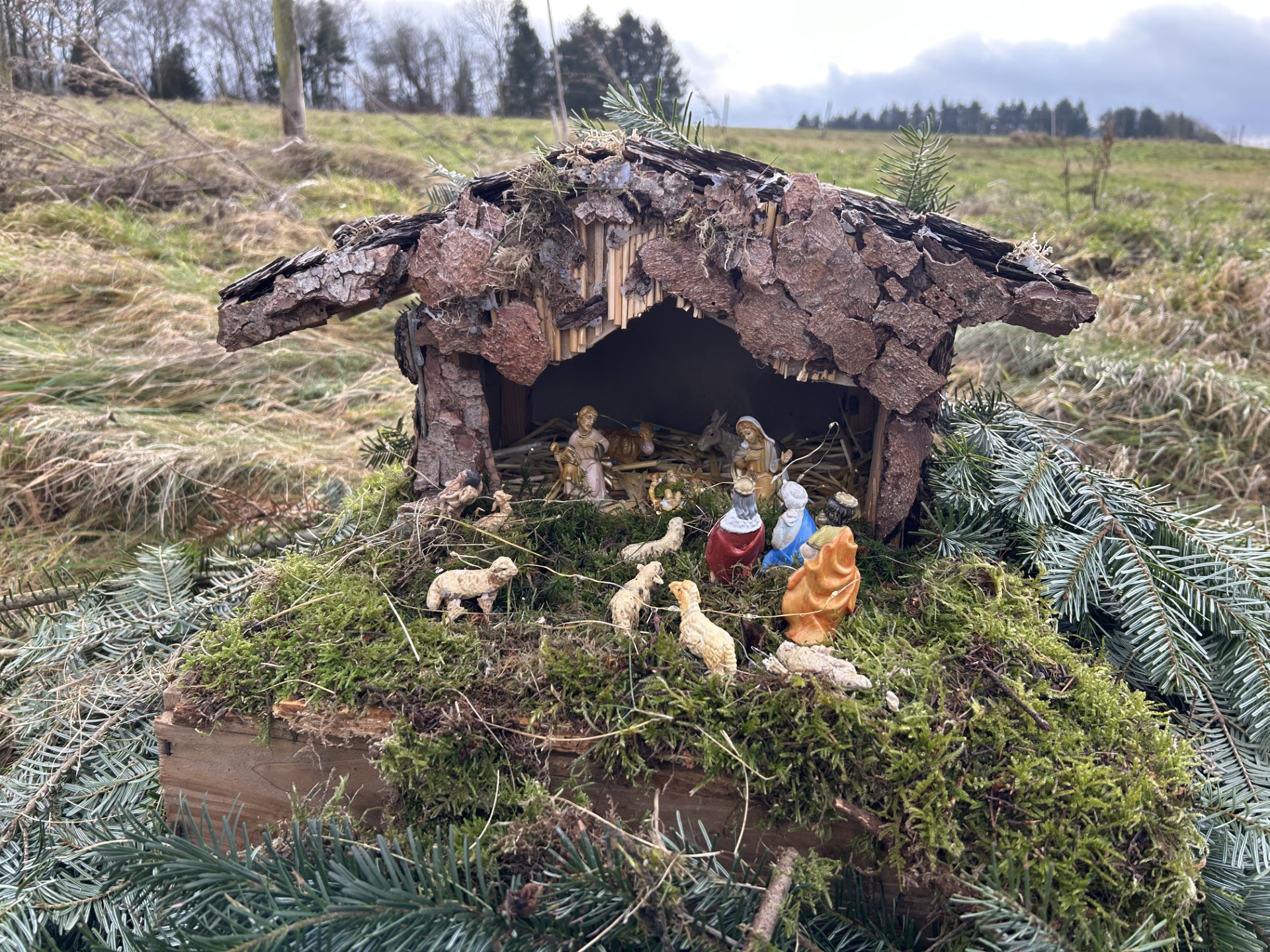 Eine von über 100 Krippen laden zum Verweilen und Staunen ein.
