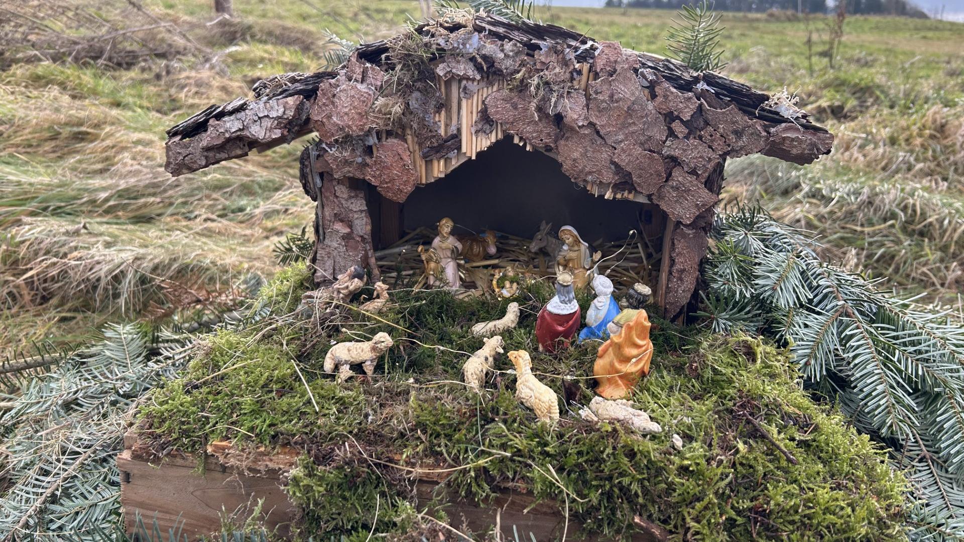 Eine von über 100 Krippen laden zum Verweilen und Staunen ein.